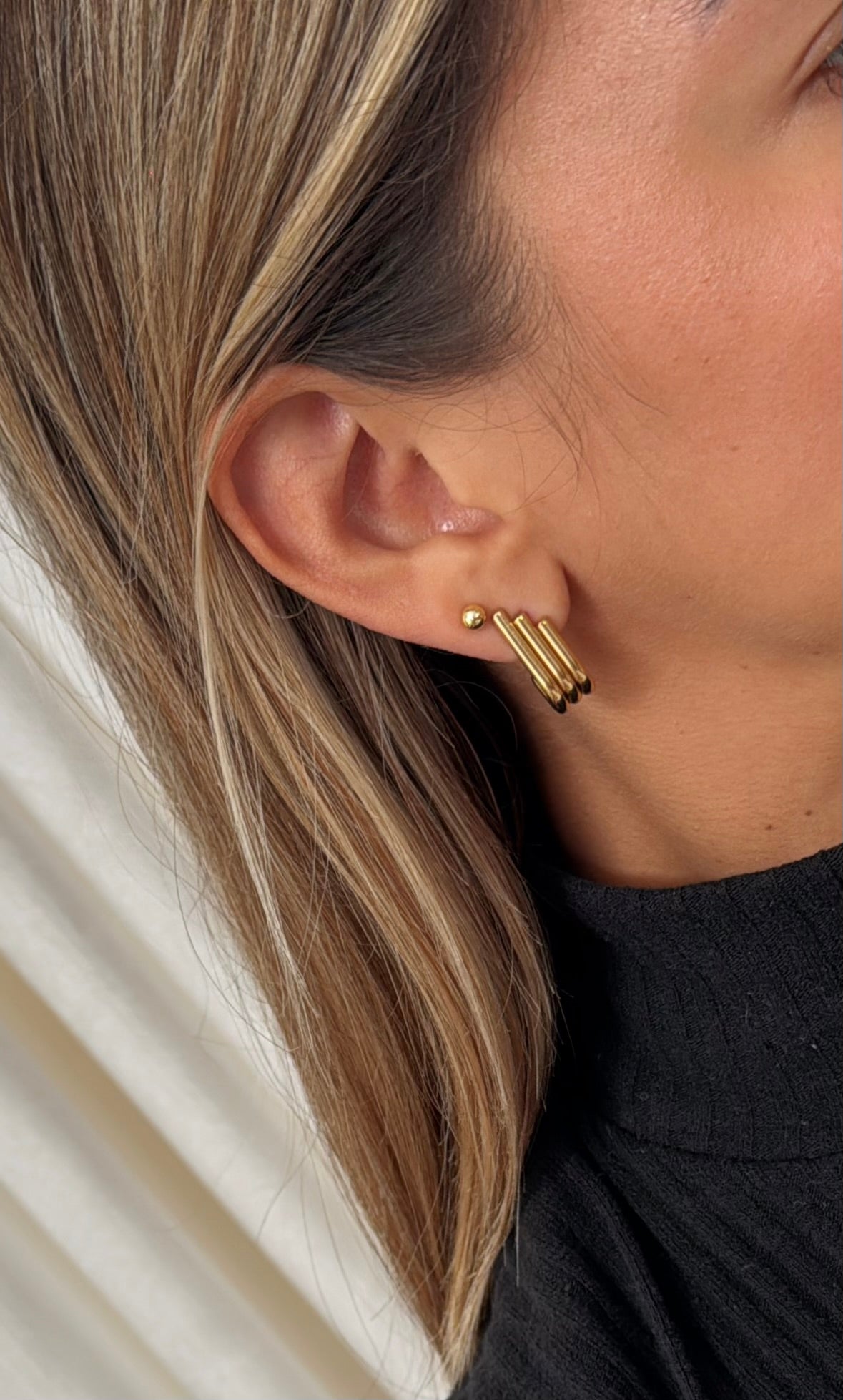 lirios earring